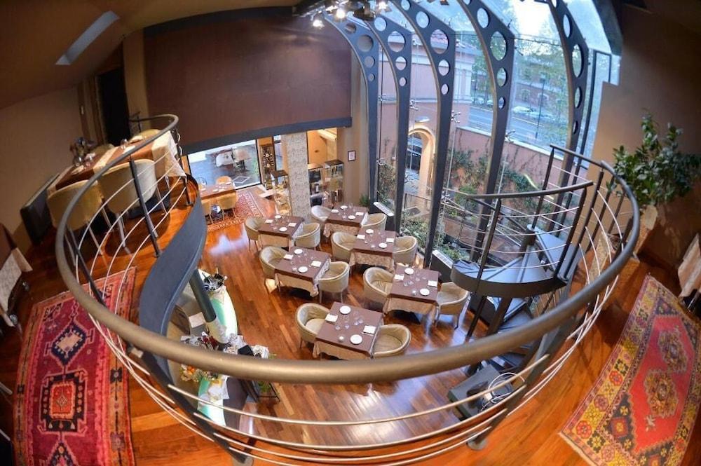 Dei Pittori 4* Turin